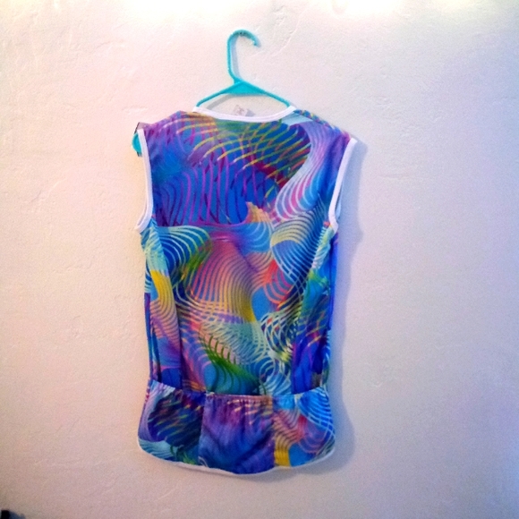 Women's L Performance Biking Tank with pockets rainbow swirl stretchy unique - Picture 2 of 11